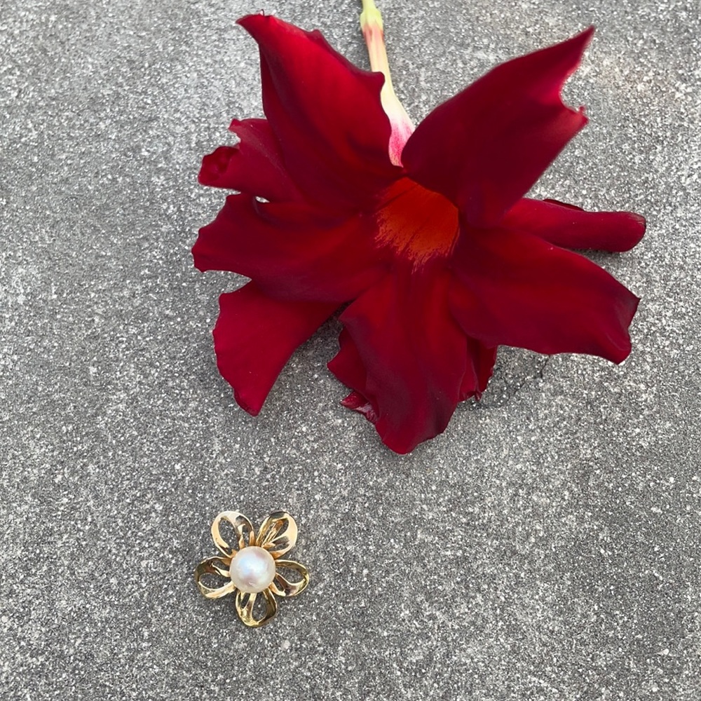 Pearl Necklace Pendant